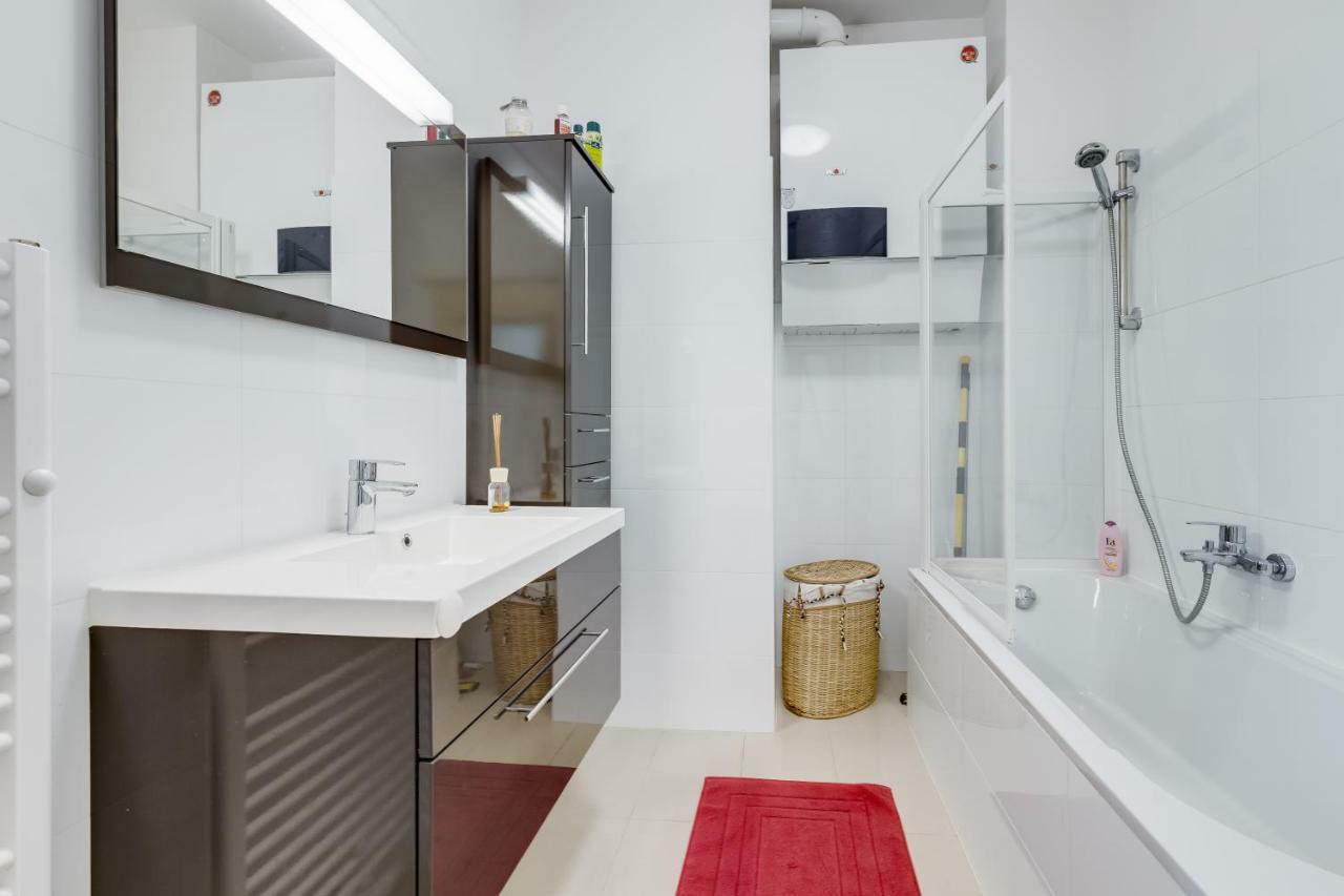 Modern Vienna Apartment Bagian luar foto