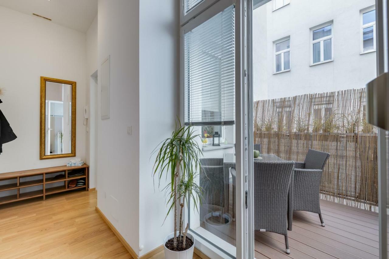 Modern Vienna Apartment Bagian luar foto