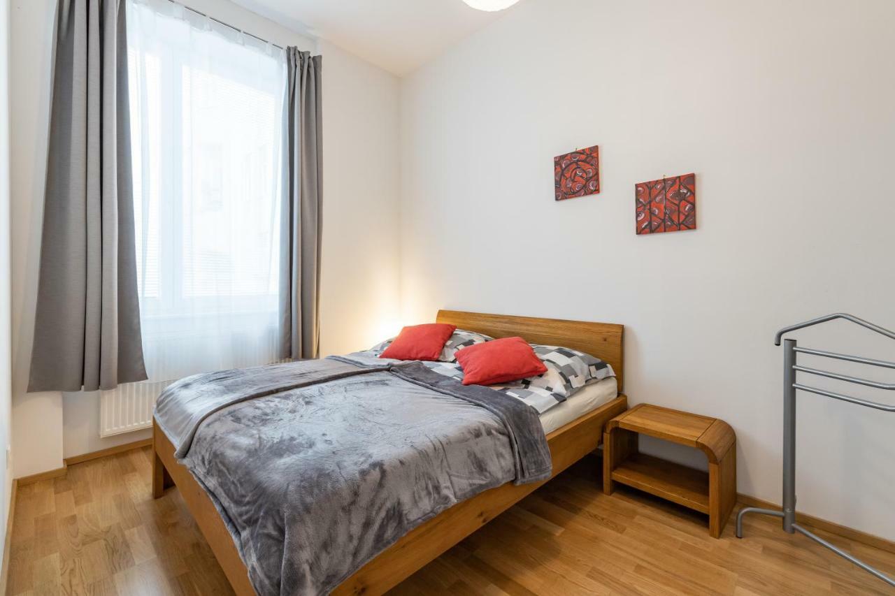 Modern Vienna Apartment Bagian luar foto