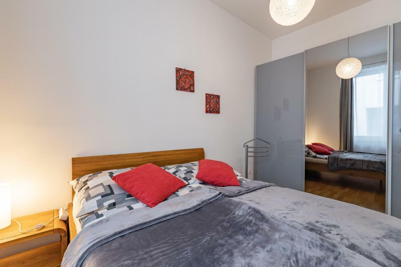 Modern Vienna Apartment Bagian luar foto